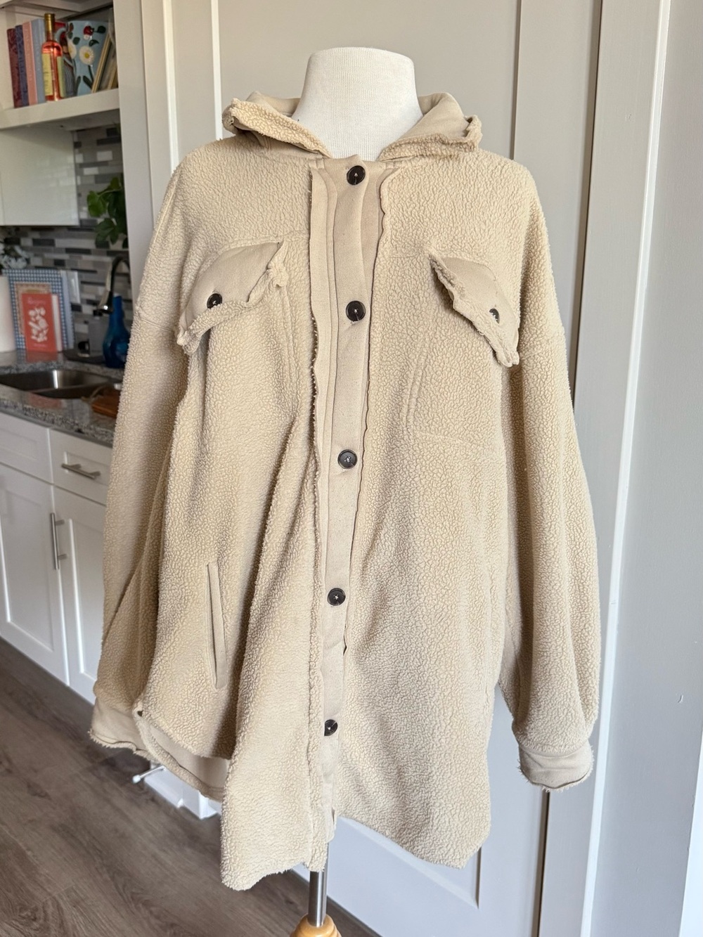 Cozy Sherpa Jacket - Beige